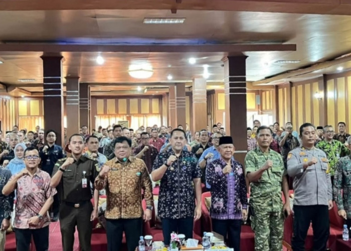Bupati M Syukur Beri Ultimatum Pejabat Merangin: Mau Kerja atau Mundur!
