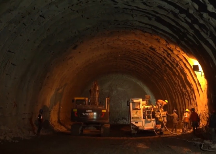 Jepang Incar Harta Karun Dalam Terowongan Tol Padang-Pekanbaru?