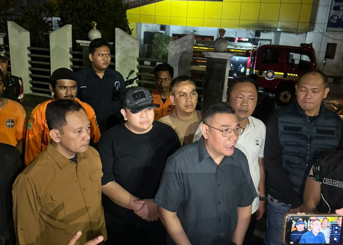 Wamen Ossy Tinjau Langsung Kebakaran Kantah Karawang, Prioritaskan Keselamatan dan Pemulihan Layanan