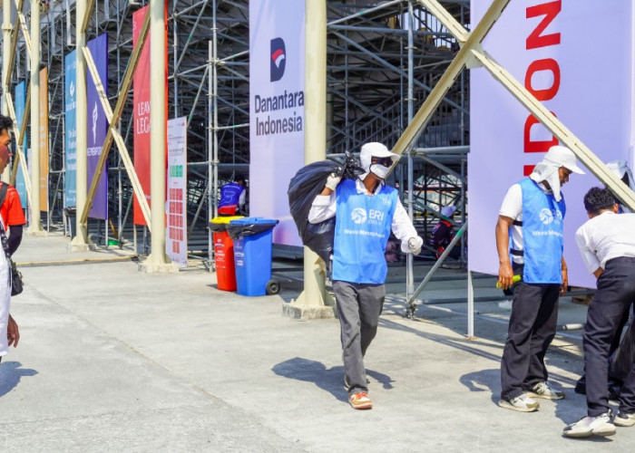 Di Balik Deru Motor MotoGP Mandalika, Ratusan Relawan BRI Peduli Bergerak Jaga Kebersihan Lingkungan