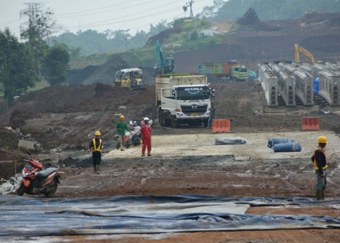 Struktur Jalan Tol Trans Sumatera Dipasang Karet Bantalan Anti Gempa 