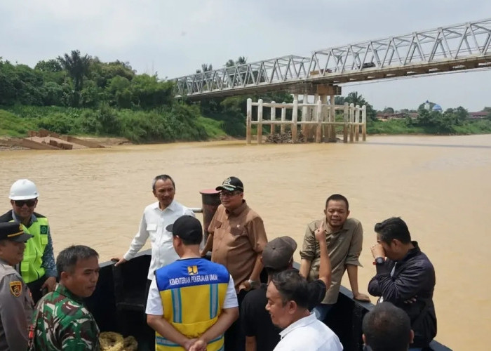 Turap Bantaran Batanghari Mendesak, DPR RI bersama DPRD Kota Tinjau Pasir Panjang