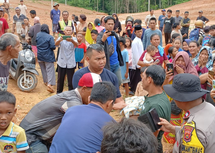 Tim Damkartan Dikerahkan Lakukan Pencarian, Bocah Hilang di Kenali Besar Kota Jambi Ditemukan Tak Bernyawa 