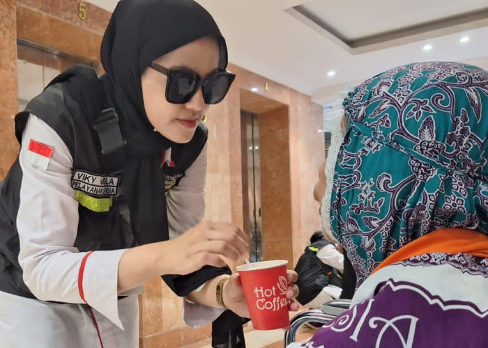  Sampai di Madinah, Jemaah Haji Lansia Disambut Dengan Teh & Vitamin Full Cream 