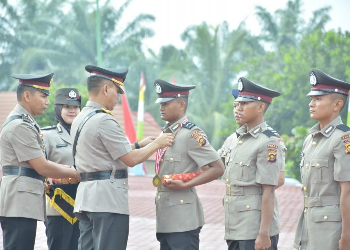 Polda Jambi Melaksanakan Pelantikan 142 Bintara Polri Gelombang I Tahun 2023