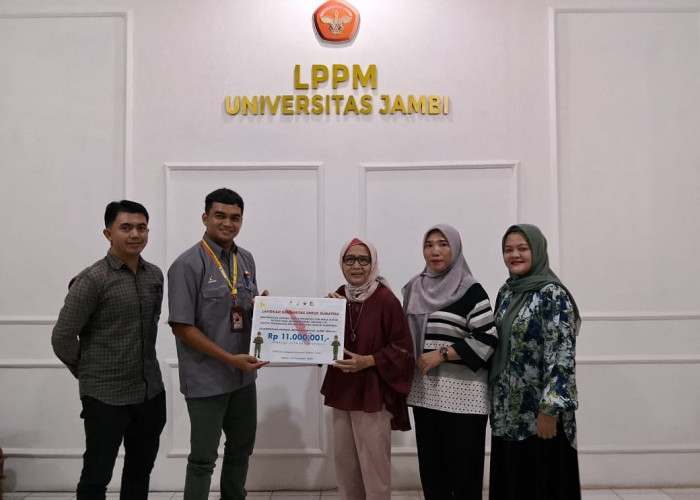 Sehat Jasmani Kuat Empati; Komunitas Fun Walk & Run Karyawan SKK Migas PetroChina Berdonasi Bencana Sumatera