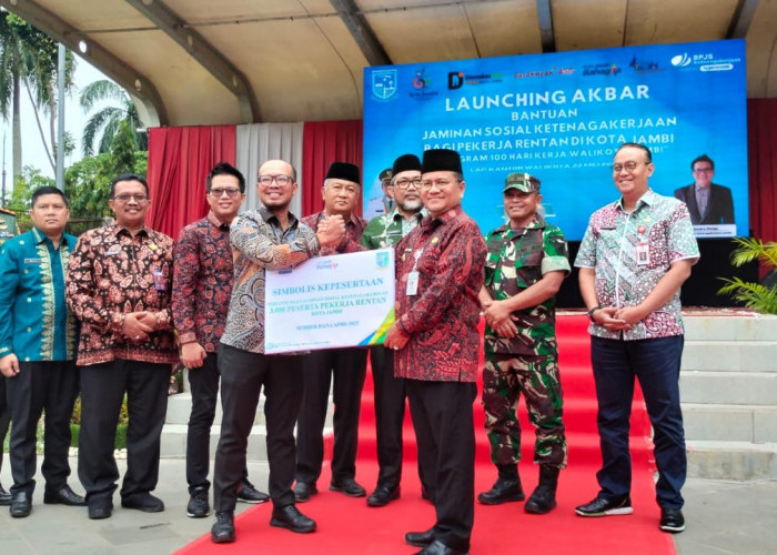 Menuju Universal Coverage, 3.000 Pekerja Rentan Kota Jambi Dapat Jaminan Sosial