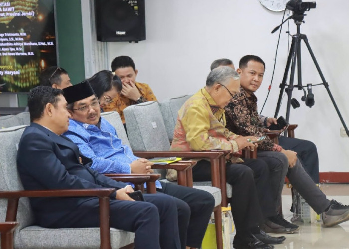 Fokuskan Riset pada Sawit Tanjung Jabung Barat, Bupati Anwar Sadat Beri Apresiasi Tinggi di Kampus UI