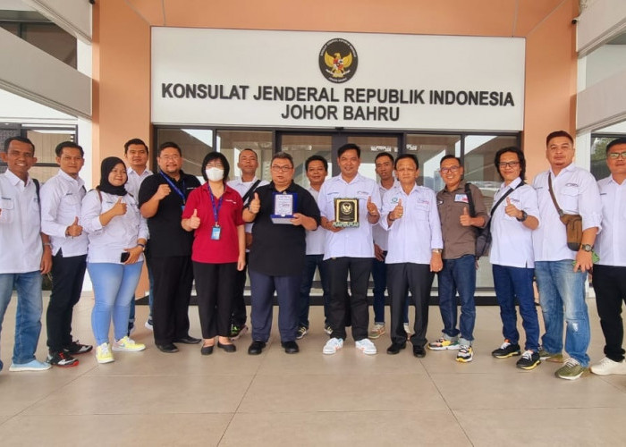 Pengurus SMSI Provinsi Jambi Kunjungi KJRI Johor Bahru Malaysia