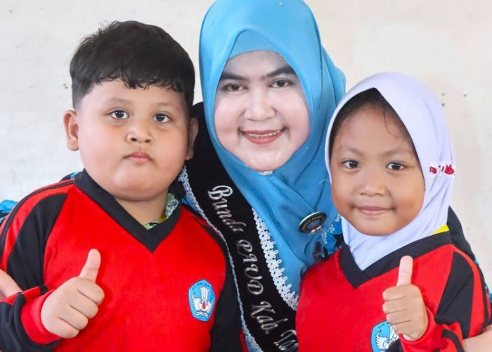 Bunda PAUD Tanjab Barat Tinjau MPLS Ramah di SDN 016, Pastikan Transisi PAUD ke SD Berjalan Menyenangkan
