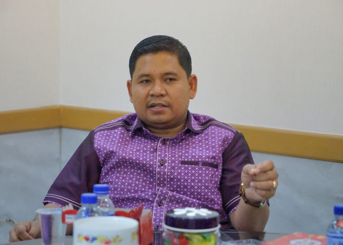 Waka DPRD M Yasir Minta Sekolah Tak Jadikan Seragam Syarat Daftar Ulang