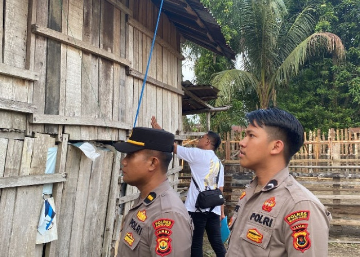 Polisi Gerebek Rumah Diduga Tempat Transaksi Narkoba di Pulau Kayu Aro