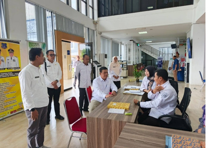 Wabup Katamso Tinjau Mall Pelayanan Publik, Tekankan Peningkatan Kualitas Layanan Masyarakat