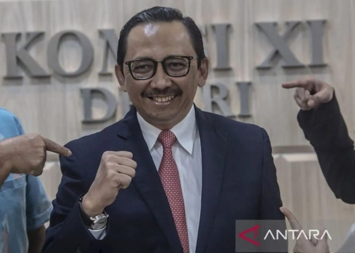 Juda Agung Ajukan Pengunduran Diri Sebagai Deputi Gubernur BI