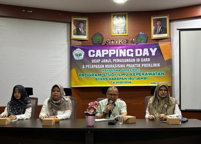 Capping Day Mahasiswa Prodi Keperawatan STIKES Harapan Ibu Jambi 
