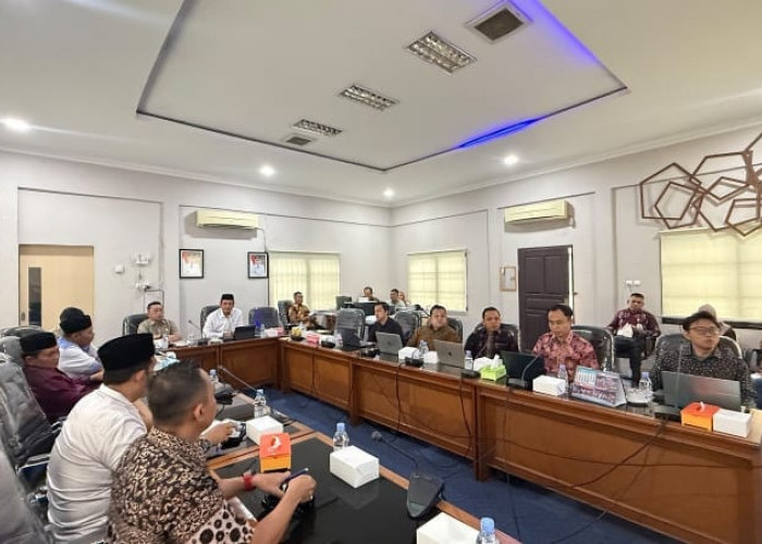 Panja III DPRD Muaro Jambi Bahas Ranperda Buta Aksara Al-Qur’an dan Perlindungan Petani