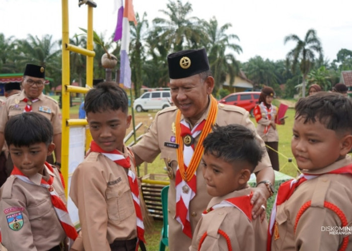 Sambut Ramadan, Wabup A. Khafidh Buka Perkemahan PMR di Lantak Seribu