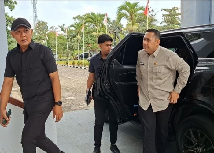 Bupati M Syukur Larang Kepala OPD Dinas Luar Daerah Selama Pembahasan KUA-PPAS 2027
