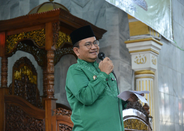 Sukseskan Program Gerakan Ayah Mengambil Rapor Anak, Wali Kota Jambi Dianugerahi Penghargaan Oleh BKKBN