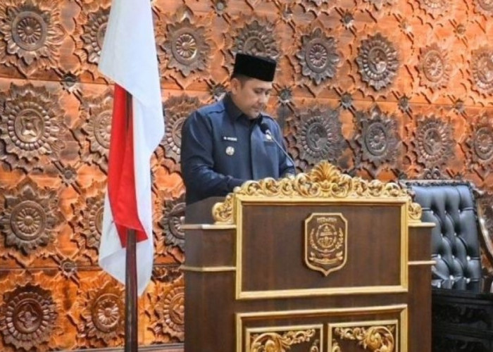 LKPJ Bupati 2025 Diwarnai Catatan, Bupati M. Syukur: Ini Bahan Evaluasi Pembangunan