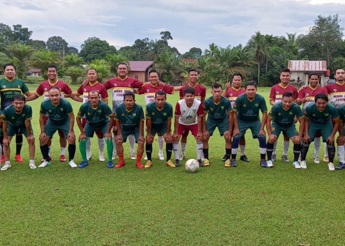 Muaro Jambi Legend dan Setia Legend Gelar Pertandingan Silaturahim di Mega Mendung 