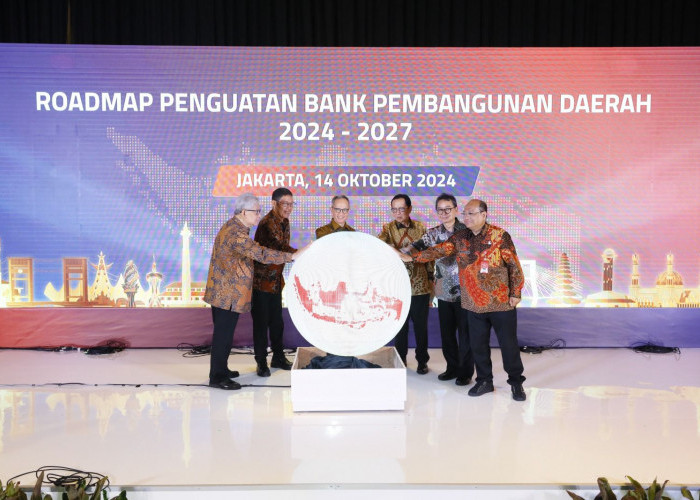 OJK Dorong BPD Berdaya Tahan, Kontributif Dan Kompetitif, Peluncuran Roadmap Penguatan BPD 2024-2027