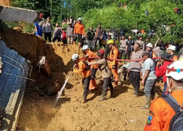 Bencana Longsor di Garut, Tiga Orang Ditemukan Meninggal Akibat Tertimbun
