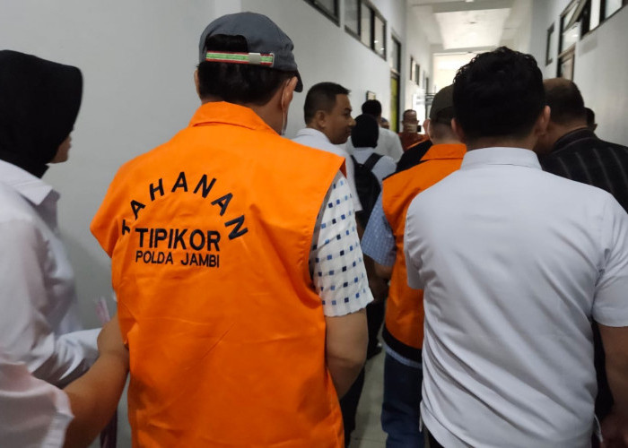 Tiga tersangka dugaan korupsi DAK Disdik Provinsi Jambi dilimpahkan ke kejaksaan 