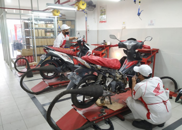 Servis Motor Honda Dapat Diskon 35 Persen 