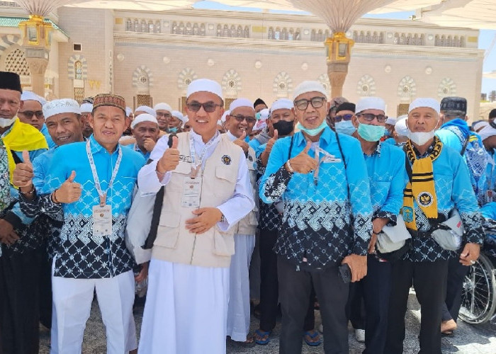 Masuk Raudhah, Jemaah Haji Kloter BTH 22 Jambi Khusyuk Panjatkan Doa