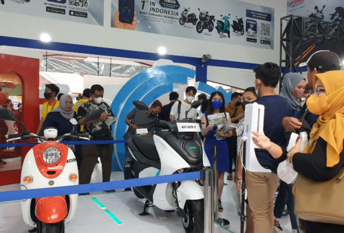 Kendaraan Listrik Yamaha Tampil di Jakarta Fair Kemayoran 2022