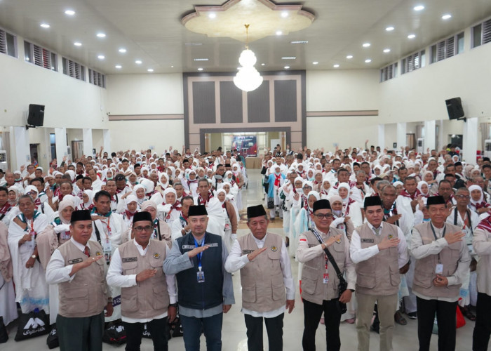 Lepas 443 JCH Kloter BTH 21, Wagub Sani: Jaga Kesabaran dan Keikhlasan
