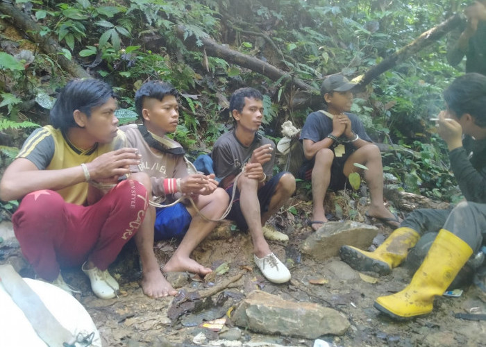 Operasi PETI Muara Emat, Polisi Amankan 4 Pelaku dan Mesin Dompeng 