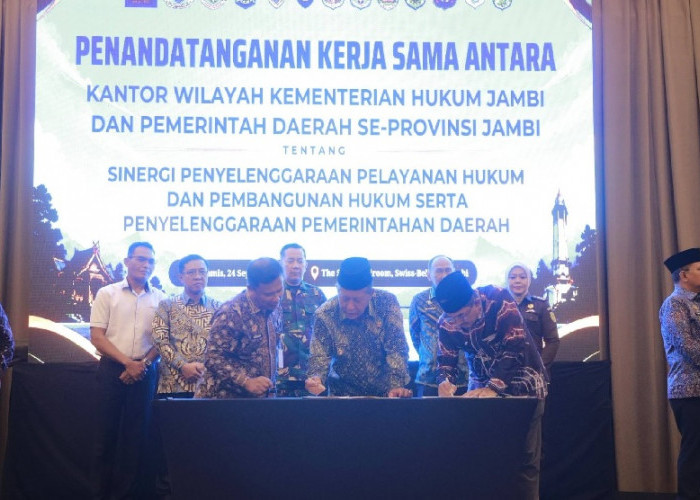 Tingkatkan Tata Kelola Hukum Daerah, Pemkab Tanjab Barat Resmi Teken MoU dengan Kanwil Kemenkum Jambi
