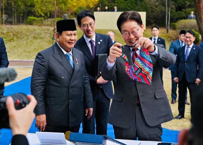 Presiden Prabowo Berdiplomasi 'Anabul', Berikan Kejutan Hangat untuk Presiden Lee