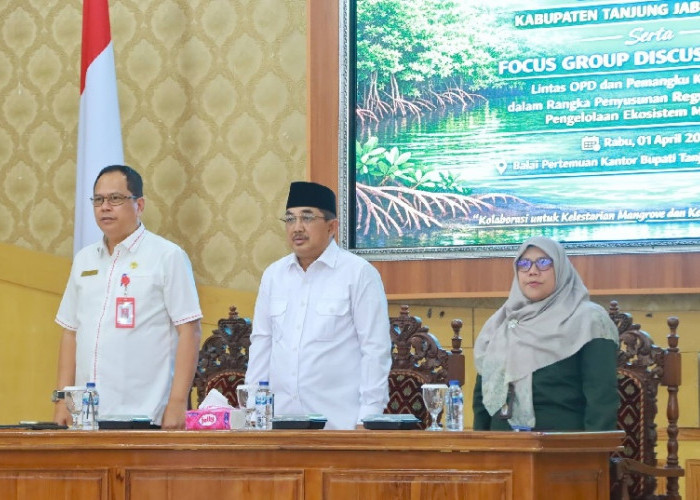 Bupati Anwar Sadat Kukuhkan KKMD, Dorong Regulasi Pengelolaan Mangrove di Tanjab Barat