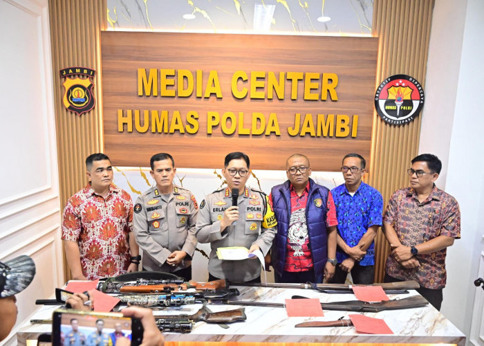 8 Pelaku Penyerangan Polres Merangin Ditangkap, 5 Senpi Rakitan Disita