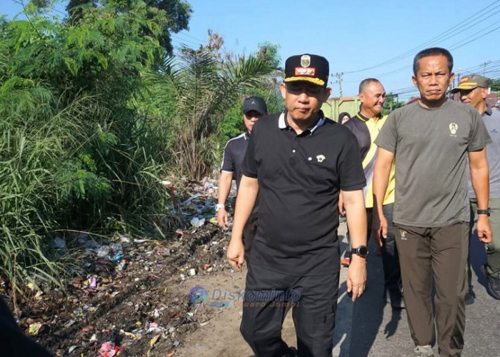 Bupati Muaro Jambi Pimpin Aksi Bersih TPS Ilegal di Mendalo Darat