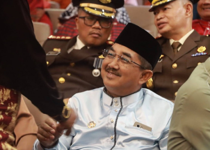 Bupati Tanjab Barat Hadiri Sidang Paripurna HUT ke-69 Provinsi Jambi