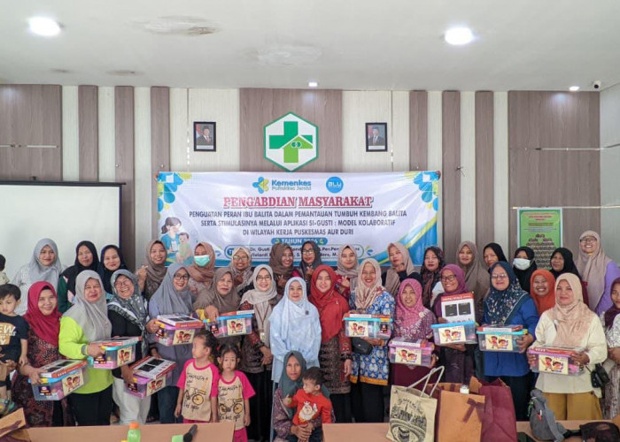 Penguatan Peran Ibu Balita melalui Aplikasi SI-GUSTI, Dosen Poltekkes Kemenkes Jambi Gelar Pengabdian