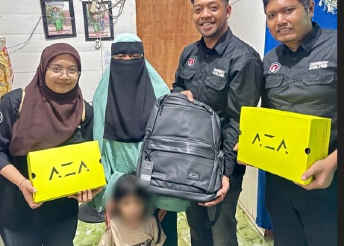 Brand Sepatu DBL, AZA x Disway Grup Kirim Sepatu dan Tas untuk Keluarga Almarhum Mandala
