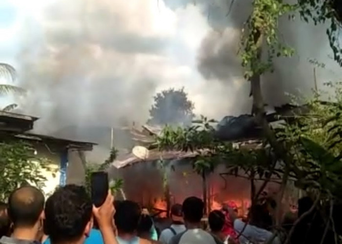 Empat Rumah di Daerah Jambi Timur Hangus Terbakar