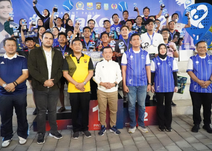 Apresiasi Suksesnya Turnamen Ketua DPRD Hafiz, Gubernur Al Haris Dorong Turnamen Padel Berkelanjutan