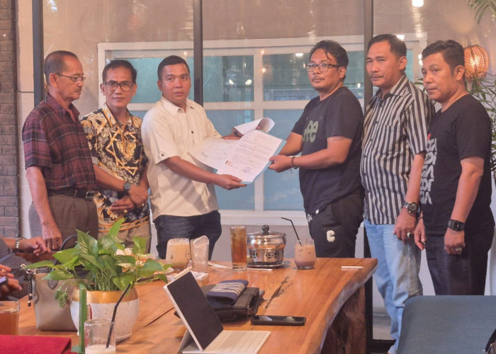 Dr. Alparobi Kawal Hibah Tanah H. Ibrahim Demi Akses Jalan untuk Warga Budidaya