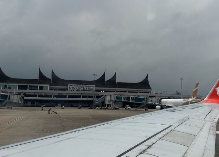 Gunung Marapi Meletus Lebih Besar, Bandara di Padang Tutup, Pendaki Dilarang Mendekat