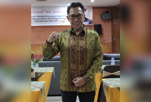 Sah! Hery FR Serahkan Berkas Pendaftaran Calon Ketua PWI Provinsi Jambi