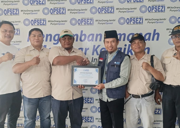 Apresiasi Kepedulian PWI Sarolangun, LAZ Opsezi Jambi Beri Penghargaan 