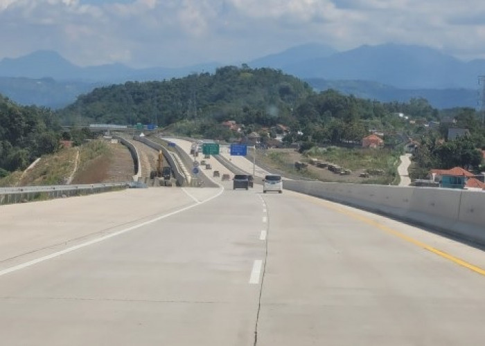 Jalan Tol Cisumdawu Ruas Cimalaka-Dawuan Siap Operasional Juni 2023