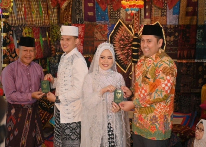 Bupati dan Wabup Merangin Jadi Saksi Pernikahan Putri Sekda Zulhifni