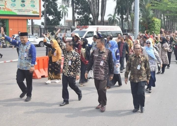 Pemkot Jambi Gelar Parade Batik, Sekda : Sebulan Wajib 4 Kali Pakai Batik